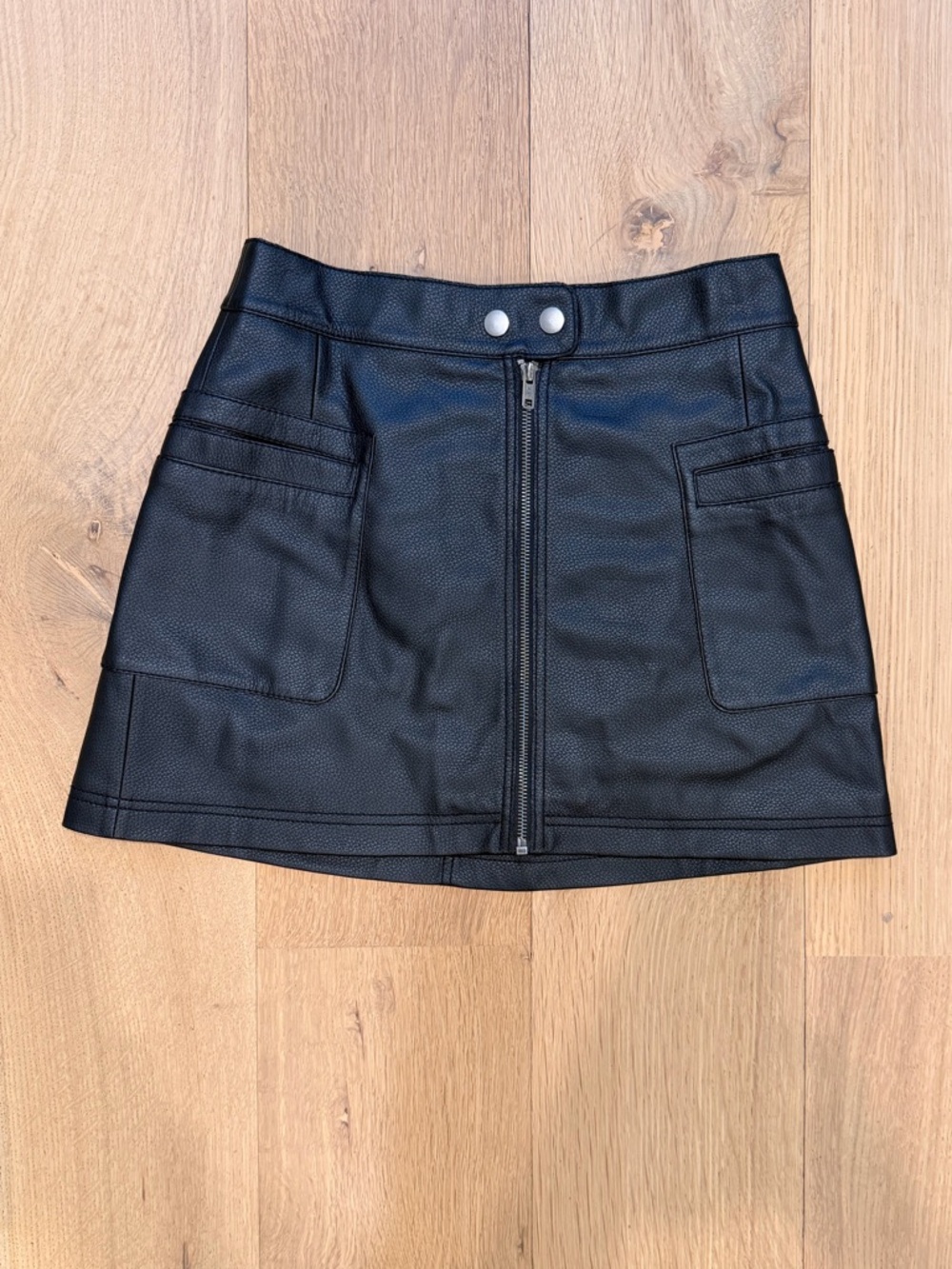 Free People Black Faux Leather Mini Skirt Zip Front Size 0 Moto Style